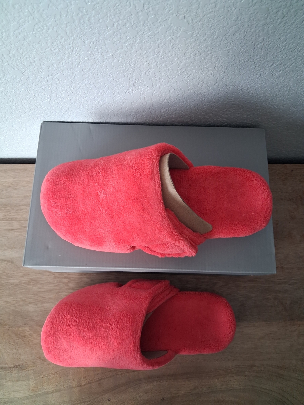 Vionic Gemma Plush Coral Slide Slippers - Picture 4 of 5